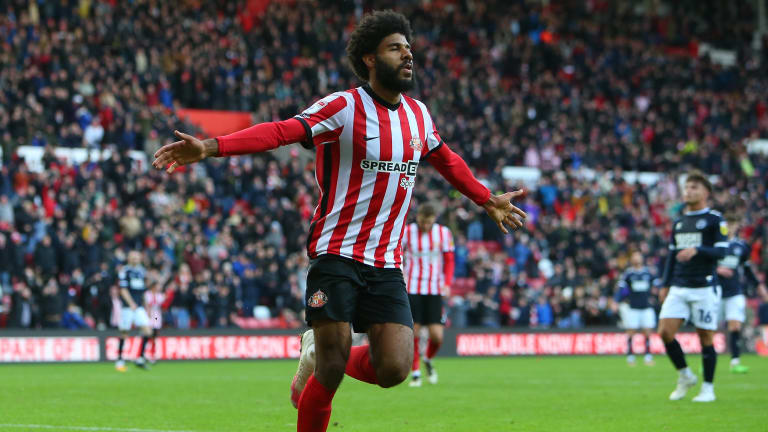 Possible Ellis Simms return won't affect Sunderland striker hunt - Tony Mowbray